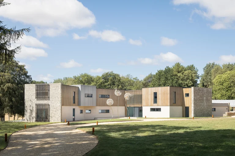 jake-hitchcock-walsham-wood-house-grocott-and-murfit-july-2026-001-optimized